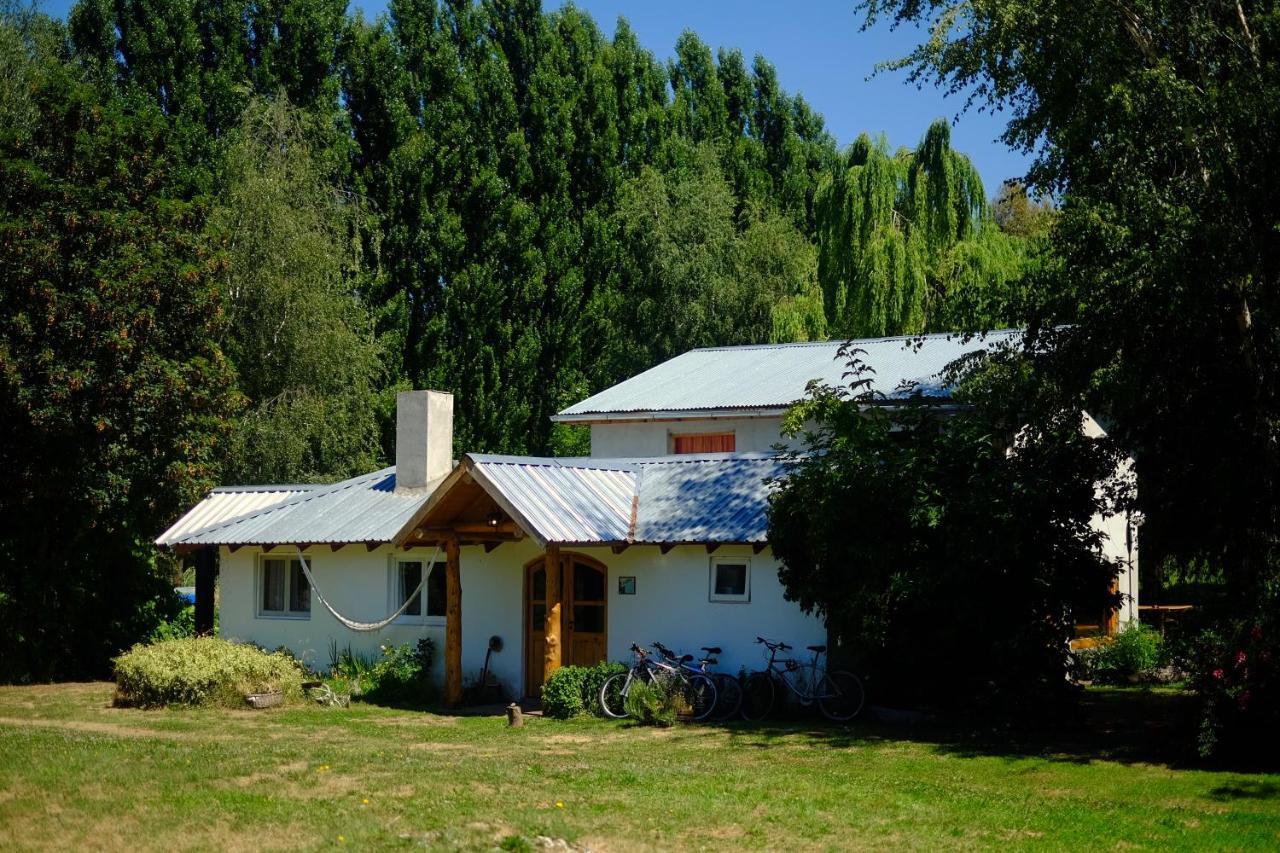Hostel Lc Hoyo de Epuyén Exteriör bild